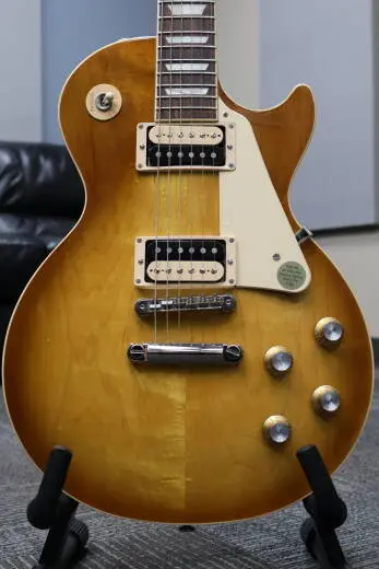 Gibson - LP CLASSIC HONEYBURST 2