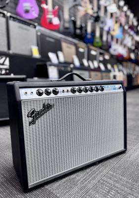 Fender - CUSTOM DELUXE REVERB