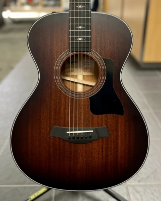 Taylor Guitars - 322E 12-Fret V-Class 2