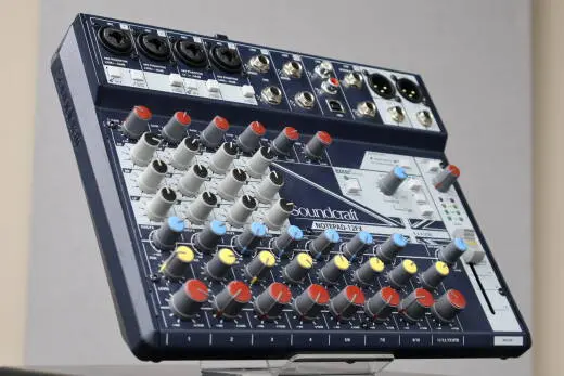 Soundcraft - NOTEPAD-12FX 2