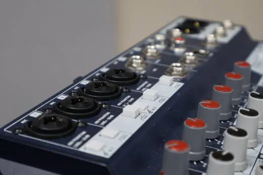 Soundcraft - NOTEPAD-12FX 2