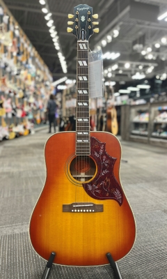Store Special Product - Epiphone - Masterbilt Hummingbird (Aged Cherry Sunburst)