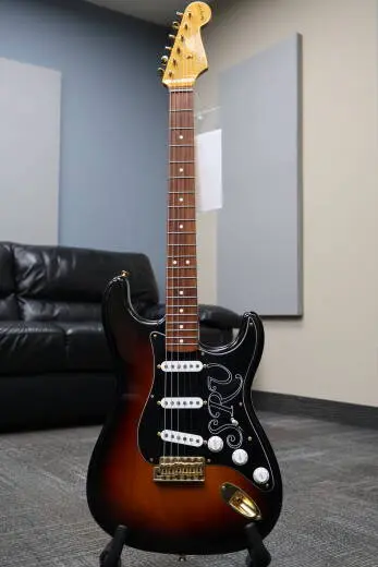 Fender - SRV STRAT 3TSB W/CS