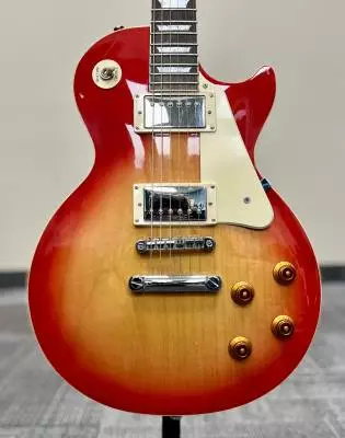 Epiphone - Les Paul Standard Plain Top - Cherry Sunburst 2