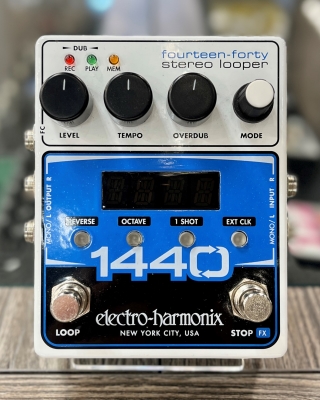Electro-Harmonix 1440 Stereo Looper Pedal | Long & McQuade