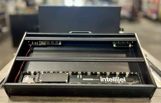 Intellijel - CASE-7U-104HP-B 2