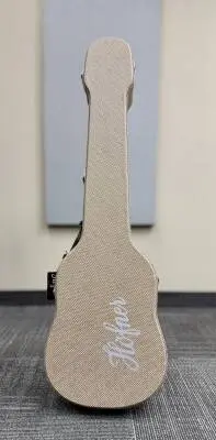 Hofner - 61 LTD CAVERN RI BASS SUNBURST 2