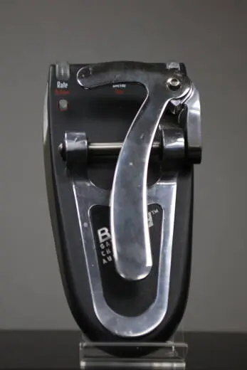Gamechanger Audio - BIGSBY PEDAL