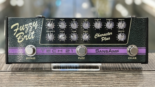 ギター TECH21 Sansamp Logo Character Plus Tech 21 SansAmp Character Plus English Muffy | Long & McQuade