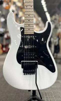 Jackson Guitars - Adrian Smith Signature SDX Electric Guitar - Snow White MPL Fretboard 2