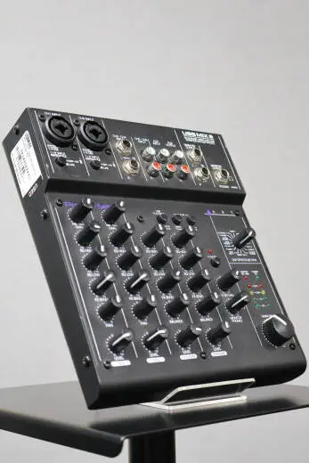 ART Pro Audio - USBMIX6 2
