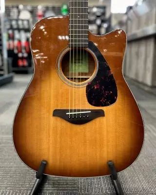 Store Special Product - Yamaha - FGX800C Solid Top Acoustic/Electric (Sand Burst)