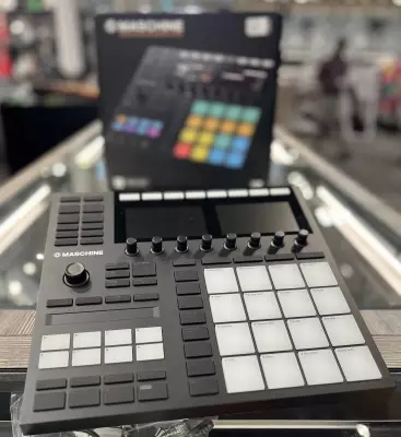 Native Instruments - MASCHINE MK3