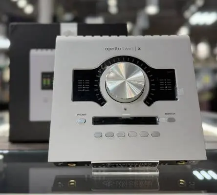 Universal Audio - UA-APTXDG2-ESS 2