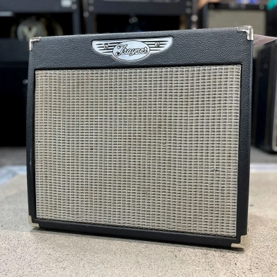 Traynor - YCV20 Tube Guitar Combo