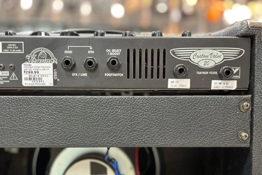 Traynor - YCV20 Tube Guitar Combo 2