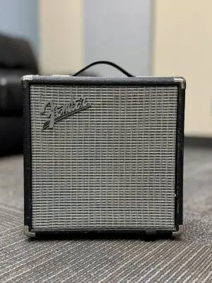 Fender - RUMBLE 15