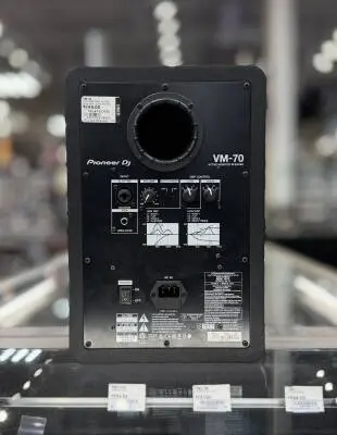 Pioneer DJ - VM-70 2