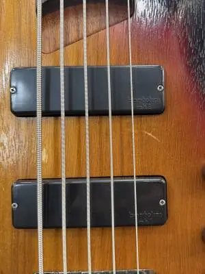 Ibanez - 5 String Bass Guitar Tri-Fade Burst - SR505 TFF 2