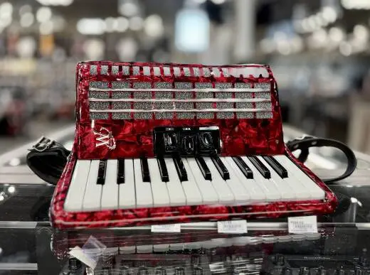 WELTMEISTER PERLE 48 BASS PIANO ACCORDION