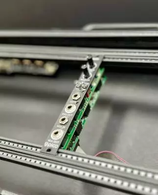 ERICA SYNTHS PICO MODULATOR 2