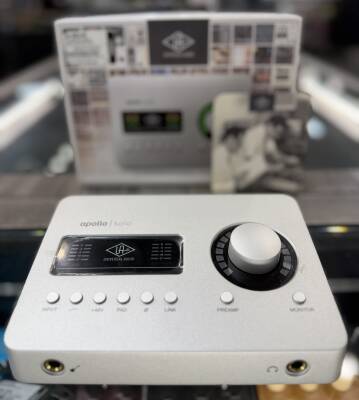 Store Special Product - Universal Audio - UA-APLS/HE