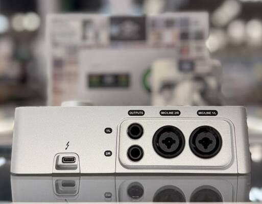 Store Special Product - Universal Audio - UA-APLS/HE