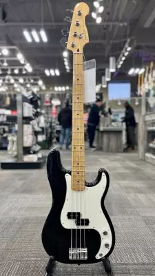 Store Special Product - Fender - Player P-Bass (Black)