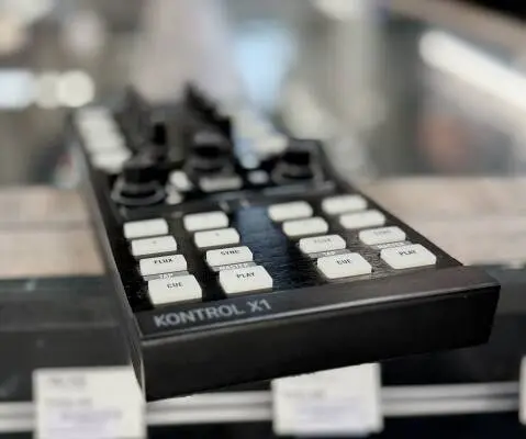Native Instruments - TRAKTOR X1 MKII 2