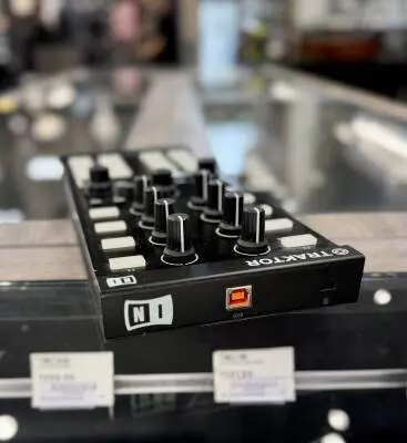 Native Instruments - TRAKTOR X1 MKII 2