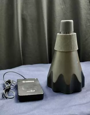 Yamaha - SB3X - Silent Brass French Horn Mute 2