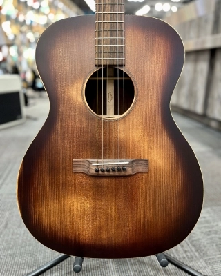 Store Special Product - Martin - 000-16 StreetMaster Spruce/Rosewood