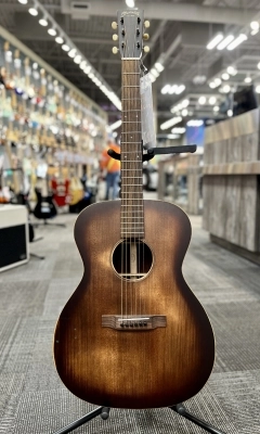 Store Special Product - Martin - 000-16 StreetMaster Spruce/Rosewood