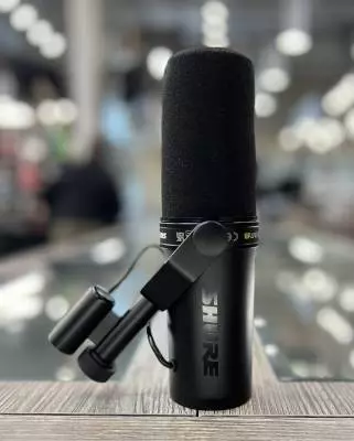 Shure - SM7DB 2