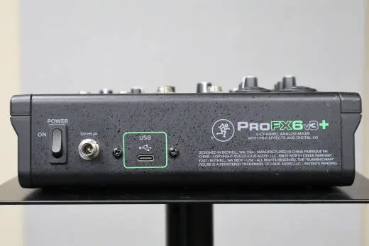 Mackie - PROFX6V3+ 2