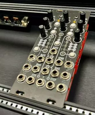 MUTABLE INSTRUMENTS CLONE - ANTUMBRA CARA (MARBLES CLONE) 2