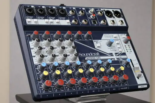 Soundcraft - NOTEPAD-12FX 2