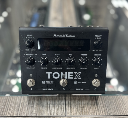 Store Special Product - IK Multimedia - TONEX