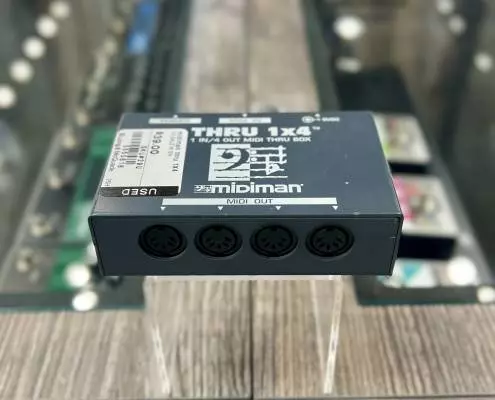 MIDIMAN THRU 1X4