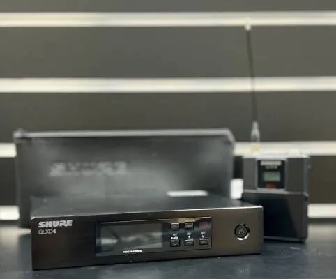 Shure - WIRELESS LAVALIER SYSTEM