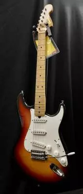 UNIVOX - 70S STRATOCASTER