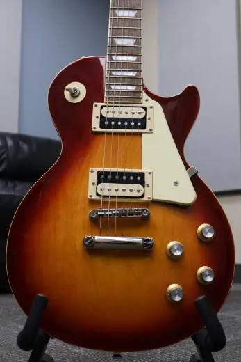Store Special Product - Epiphone - LP CLASSIC GLOSS CHERRY SUNBURST