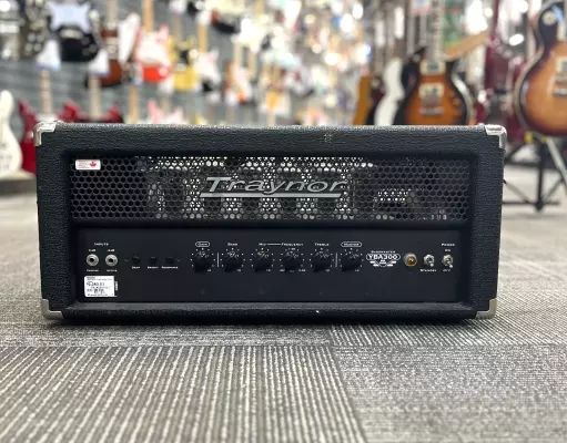 Traynor - TUBE BASS HEAD 300W
