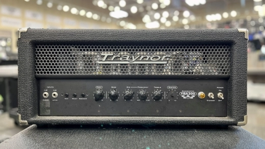 Traynor - YBA300 Bass Head