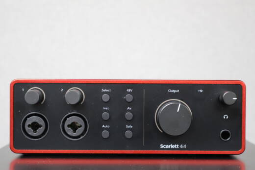 Focusrite Scarlett 4i4 4th Gen Audio Interface