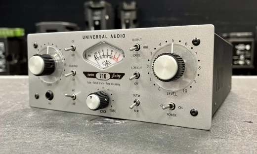 Universal Audio - 710 Twin-Finity