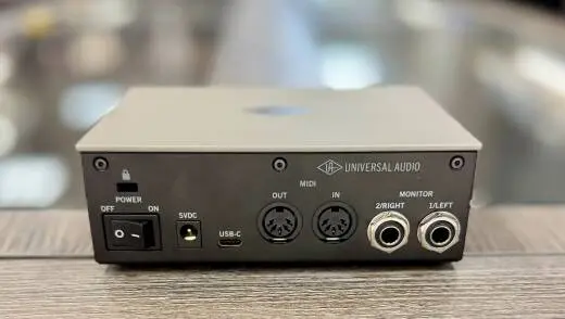 Universal Audio - UA-VOLT1 2