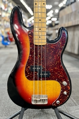 Knock-Off P-Bass (3-Tone Sunburst) 2