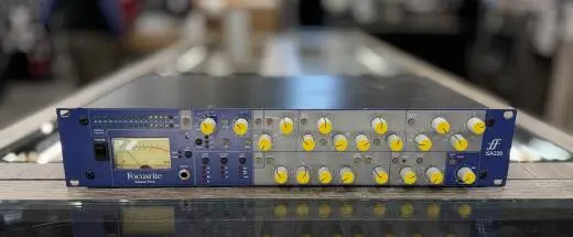 Focusrite - ISA220 2