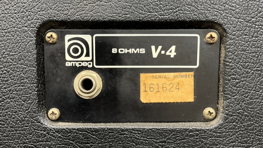 Ampeg - V4 4x12 Guitar Cab 2